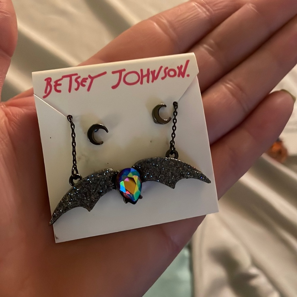 NWT Betsey Johnson Bat set